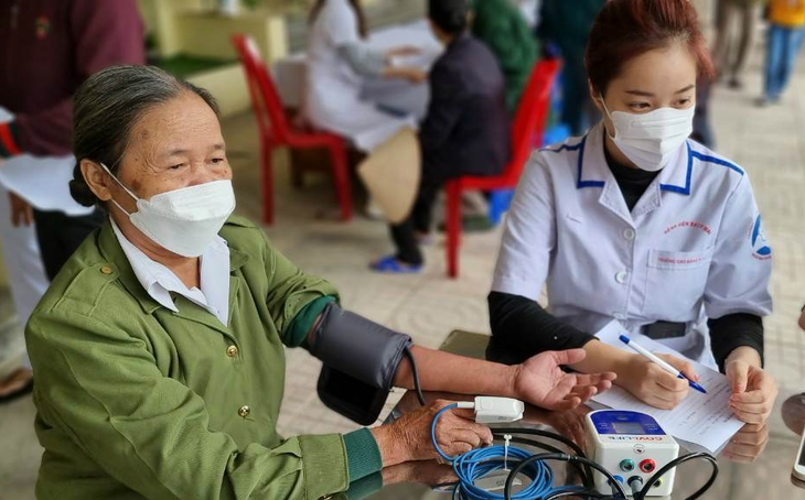 Nhiều kết quả tích cực trong chăm sức sức khỏe người cao tuổi thích ứng với già hóa dân số - Ảnh 3.