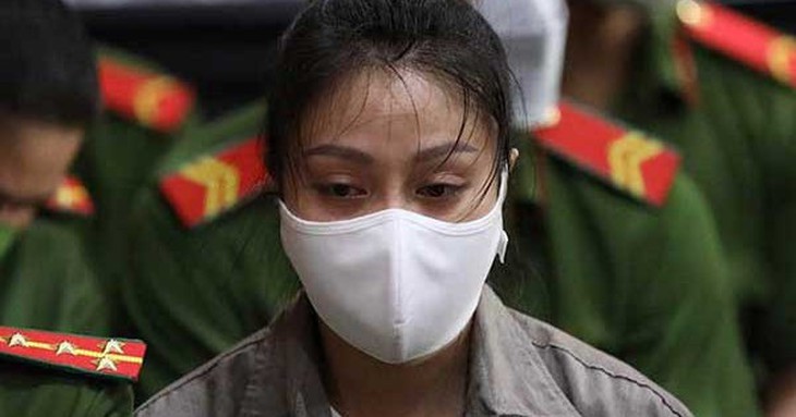 ‘Dì ghẻ’ hành hạ bé gái 8 tuổi, kháng cáo xin giảm nhẹ hình phạt