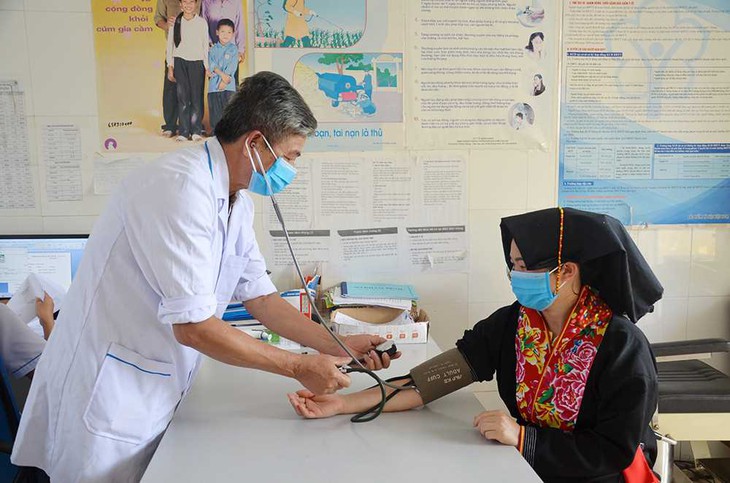 Chất lượng dịch vụ y tế cơ sở vùng đồng bào dân tộc thiểu số chưa được cải thiện nhiều - Ảnh 2.