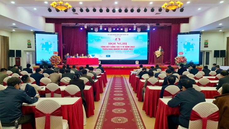 Y tế Nghệ An hoàn thành "mục tiêu kép" - Ảnh 1.