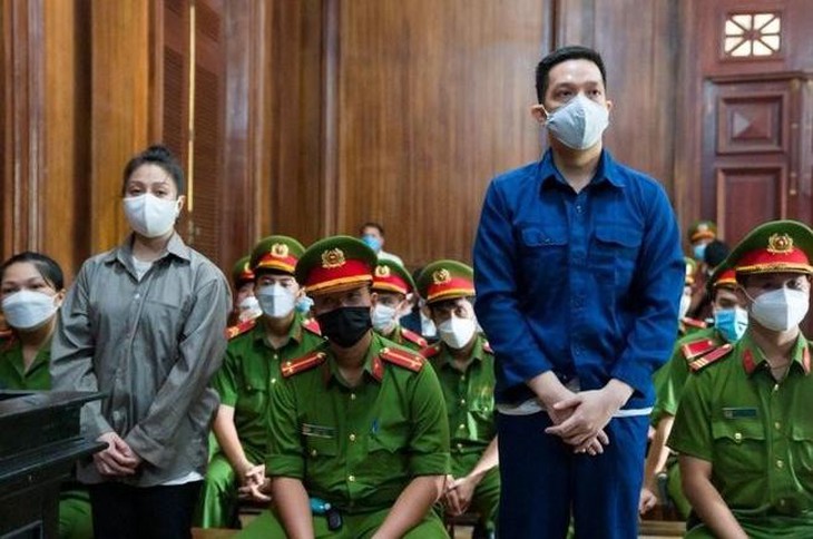 Vụ bé gái 8 tuổi bị người tình của bố đánh tử vong: Gia đình nạn nhân kháng cáo những gì? - Ảnh 2. Vụ bé gái 8 tuổi bị người tình của bố đánh tử vong: Gia đình nạn nhân kháng cáo những gì? - Ảnh 2.