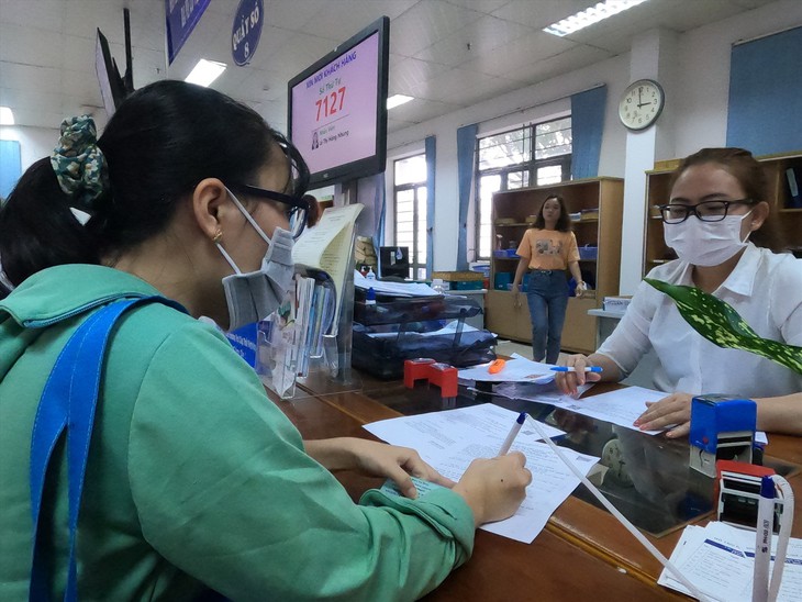 Bình Dương tìm giải pháp ổn định việc làm cho người lao động - Ảnh 1. Bình Dương tìm giải pháp ổn định việc làm cho người lao động - Ảnh 1.