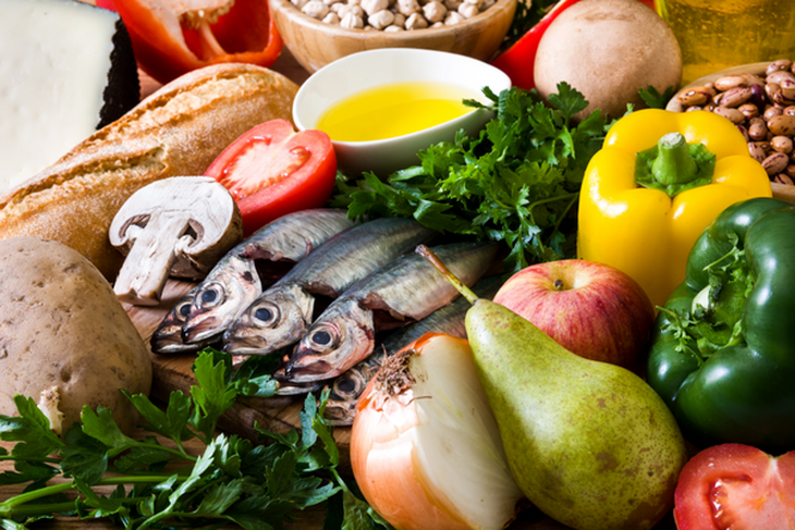 Những phương pháp bảo vệ hệ hô hấp, hỗ trợ trẻ "thoát" vòng luẩn quẩn ốm vặt - Ảnh 2.