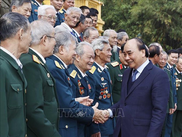 Chủ tịch nước gặp mặt Ban liên lạc Cựu chiến binh Bộ đội Tên lửa Phòng không và Sư đoàn 361 - Ảnh 3. Chủ tịch nước gặp mặt Ban liên lạc Cựu chiến binh Bộ đội Tên lửa Phòng không và Sư đoàn 361 - Ảnh 3.