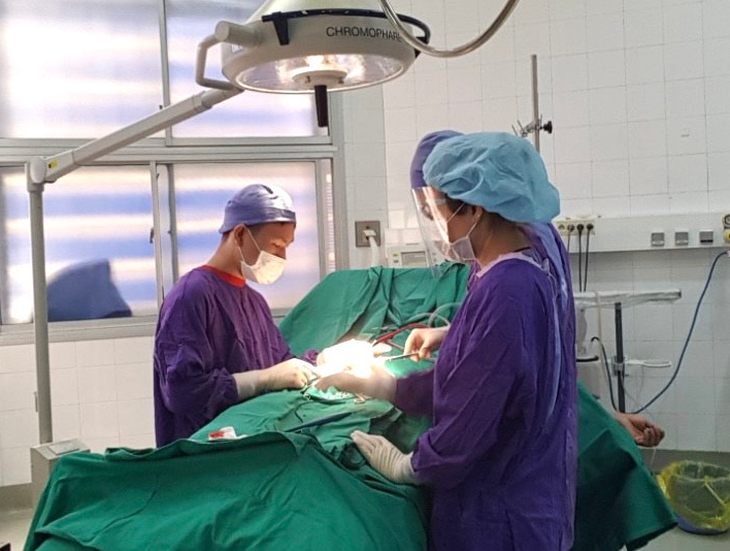 Nhiều nam giới cấp cứu vì xoắn tinh hoàn trong rét đậm - Ảnh 2.