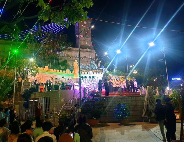 Bình yên những xóm đạo - Ảnh 3.
