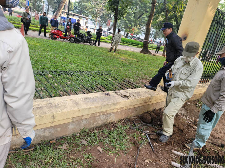 Công viên Thống Nhất tiến hành hạ thấp hàng rào tạo không gian mở với tuyến phố đi bộ Trần Nhân Tông - Ảnh 7. Công viên Thống Nhất tiến hành hạ thấp hàng rào tạo không gian mở với tuyến phố đi bộ Trần Nhân Tông - Ảnh 7.