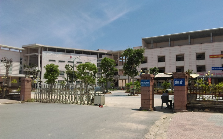 Đốt than sưởi ấm, cả nhà nhập viện cấp cứu