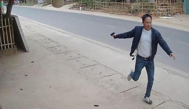 Chân dung nghi phạm vận chuyển 22 bánh ma túy, dùng súng chống trả công an - Ảnh 2. Chân dung nghi phạm vận chuyển 22 bánh ma túy, dùng súng chống trả công an - Ảnh 2.