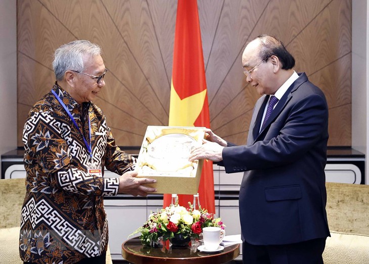 Hình ảnh hoạt động của Chủ tịch nước Nguyễn Xuân Phúc tại Indonesia - Ảnh 7.