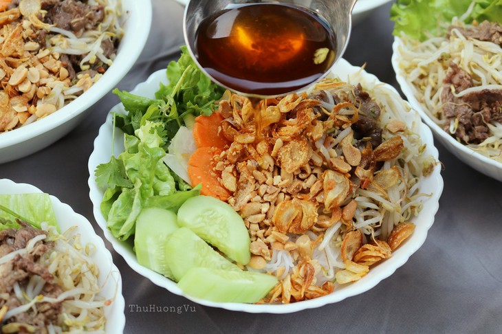 Hôm nay ăn gì: 20 món bún siêu ngon nghe tên đã thấy thèm - Ảnh 4.
