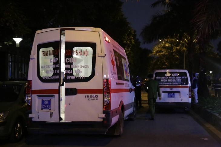 Hình ảnh hiện trường vụ cháy nổ tại cửa hàng sửa xe máy ở Hà Nội - Ảnh 6. Hình ảnh hiện trường vụ cháy nổ tại cửa hàng sửa xe máy ở Hà Nội - Ảnh 6.