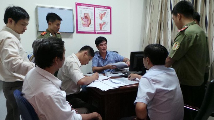 Sở Y tế TP.HCM tiếp nhận 24 phản ánh về phòng khám "vẽ bệnh, moi tiền" - Ảnh 2.