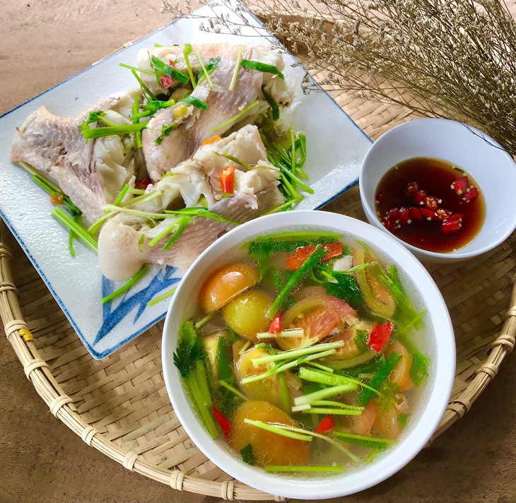 Mâm cơm ngày Tết 2023: 100 mâm cơm ba miền Bắc – Trung – Nam đẹp như tranh khiến ai cũng trầm trồ - Ảnh 41. Mâm cơm ngày Tết 2023: 100 mâm cơm ba miền Bắc – Trung – Nam đẹp như tranh khiến ai cũng trầm trồ - Ảnh 41.