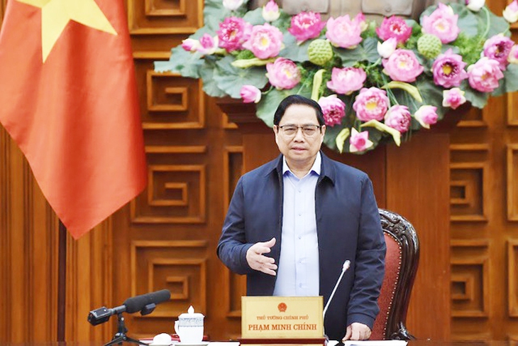 Thủ tướng yêu cầu có chính sách giá cả hợp lý đối với thuốc, trang thiết bị y tế, xăng dầu… - Ảnh 4. Thủ tướng yêu cầu có chính sách giá cả hợp lý đối với thuốc, trang thiết bị y tế, xăng dầu… - Ảnh 4.