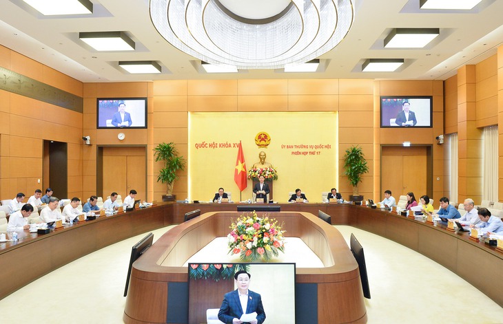 UBTVQH sẽ cho ý kiến về việc giải trình, tiếp thu, chỉnh lý dự thảo Luật Khám bệnh, chữa bệnh (sửa đổi) - Ảnh 1. UBTVQH sẽ cho ý kiến về việc giải trình, tiếp thu, chỉnh lý dự thảo Luật Khám bệnh, chữa bệnh (sửa đổi) - Ảnh 1.