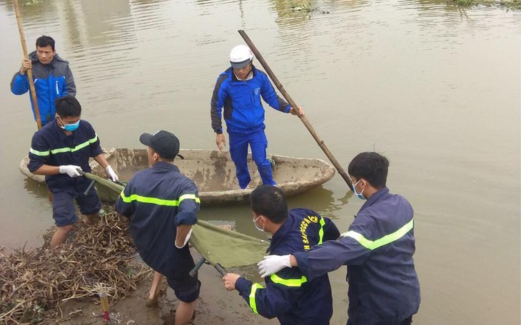 Phát hiện thi thể có nhiều vết bầm tím dưới sông - Ảnh 1.