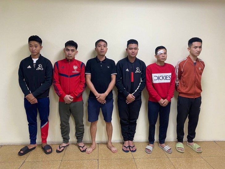 Bắt giữ nhóm cá độ bóng đá giao dịch hàng chục tỷ đồng mỗi ngày - Ảnh 1. Bắt giữ nhóm cá độ bóng đá giao dịch hàng chục tỷ đồng mỗi ngày - Ảnh 1.