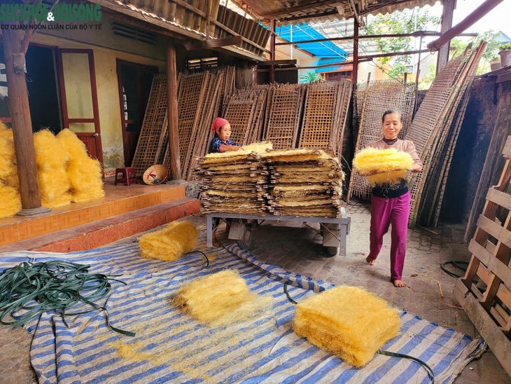 Làng nghề miến Dương Liễu tất bật cho vụ Tết - Ảnh 5.