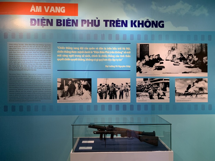 Cận cảnh hơn 200 tư liệu, hiện vật tái hiện chiến tích lịch sử “Điện Biên Phủ trên không” - Ảnh 6. Cận cảnh hơn 200 tư liệu, hiện vật tái hiện chiến tích lịch sử “Điện Biên Phủ trên không” - Ảnh 6.