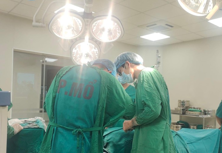 Phú Thọ: Phẫu thuật thành công bệnh nhân chấn thương hàm mặt phức tạp do tai nạn giao thông - Ảnh 1.