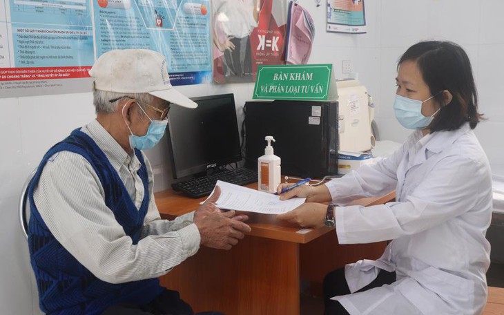 Các nước thích ứng thế nào với già hóa dân số và chăm sóc sức khỏe người cao tuổi?