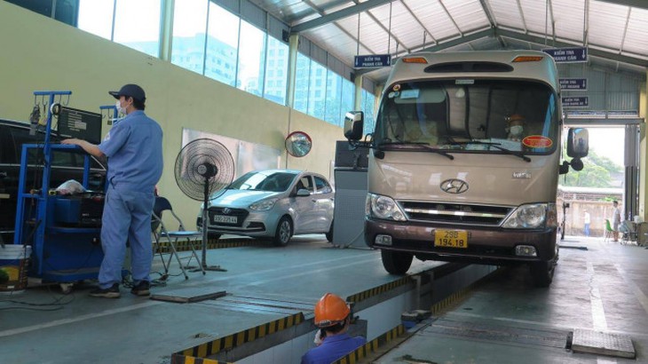 Thắt chặt vấn đề đăng kiểm xe khách, xe tải sau hàng loạt vụ tai nạn nghiêm trọng - Ảnh 2.