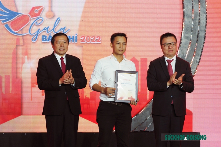 Gala Báo chí 2022: Thông điệp ý nghĩa về niềm tin và hy vọng - Ảnh 3. Gala Báo chí 2022: Thông điệp ý nghĩa về niềm tin và hy vọng - Ảnh 3.