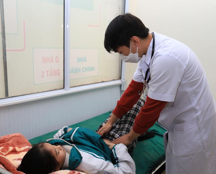 Thông tin mới vụ 40 học sinh bị ngộ độc ở Sơn La - Ảnh 3.