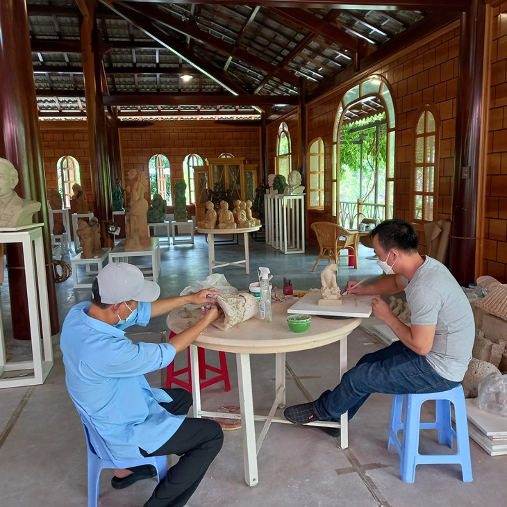 Làng “nghề xưa” tất bật cuối năm - Ảnh 4.