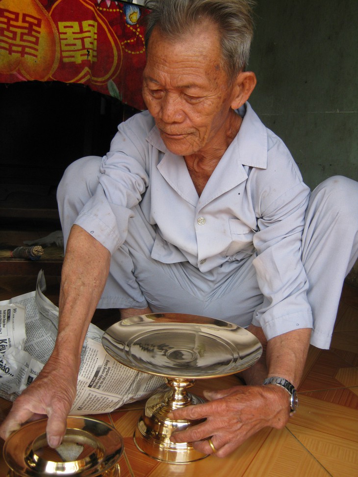 Làng “nghề xưa” tất bật cuối năm - Ảnh 2.