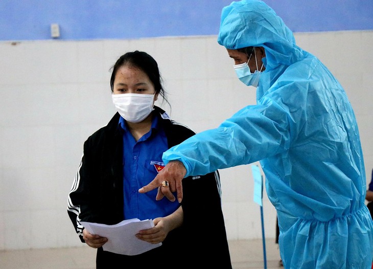 Thừa Thiên Huế đẩy nhanh tiêm vaccine mũi bổ sung, lĩnh vực nào được phép hoạt động? - Ảnh 2. Thừa Thiên Huế đẩy nhanh tiêm vaccine mũi bổ sung, lĩnh vực nào được phép hoạt động? - Ảnh 2.