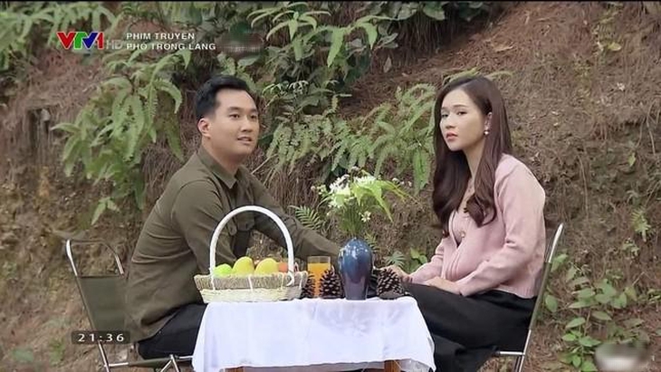 Điều gì làm khán giả mê y tá Ngọc phim ‘Phố trong làng’? - Ảnh 5.