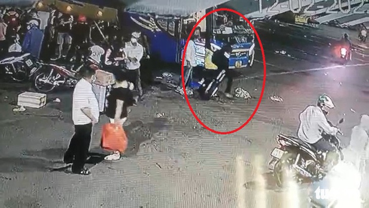 Vụ nam sinh viên mất tích và tử vong khi đi nhập học: Gặp vấn đề về tâm lý, áp lực việc học hành - Ảnh 2. Vụ nam sinh viên mất tích và tử vong khi đi nhập học: Gặp vấn đề về tâm lý, áp lực việc học hành - Ảnh 2.