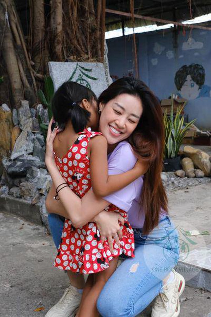 Khánh Vân 3