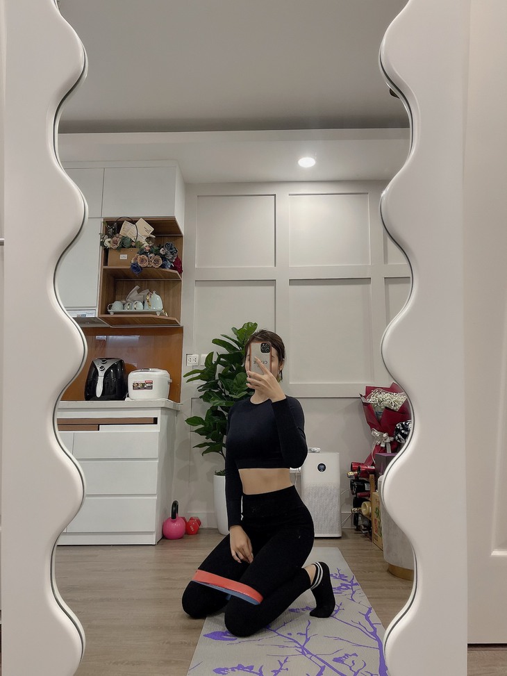 Huyền Lizzie phim 'Thương ngày nắng về' bất ngờ chia sẻ bí kíp chiến thắng COVID-19 - Ảnh 8.