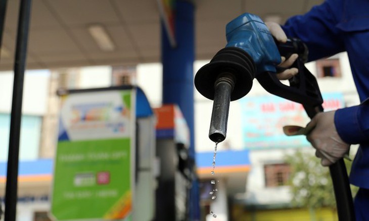 Xử lý nghiêm những cơ sở găm hàng, trục lợi xăng dầu.