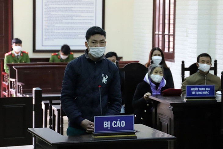 Nhận án 5 năm vì chém vợ dã man sau khi uống rượu - Ảnh 1. Nhận án 5 năm vì chém vợ dã man sau khi uống rượu - Ảnh 1.