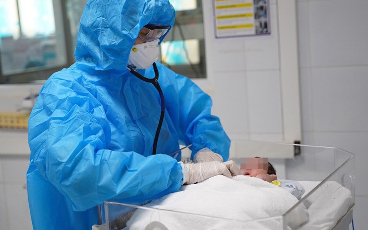 Chiều 24/2: Đã tiêm gần 192,7 triệu liều vaccine phòng COVID-19; Hướng dẫn điều trị không dùng thuốc ở trẻ là F0 nhẹ - Ảnh 1. Chiều 24/2: Đã tiêm gần 192,7 triệu liều vaccine phòng COVID-19; Hướng dẫn điều trị không dùng thuốc ở trẻ là F0 nhẹ - Ảnh 1.