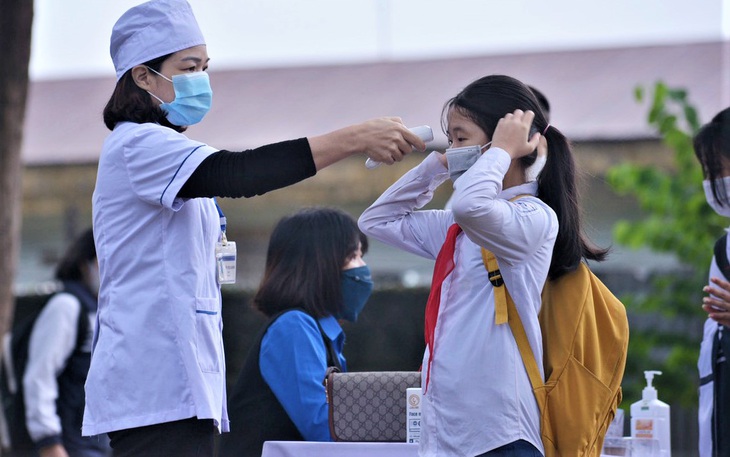 Bộ GDĐT sửa đổi Sổ tay bảo đảm an toàn phòng chống dịch COVID-19