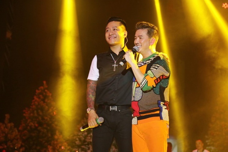 Đàm Vĩnh Hưng chung ‘Tình’ với Tuấn Hưng tại Hà Nội - Ảnh 7.