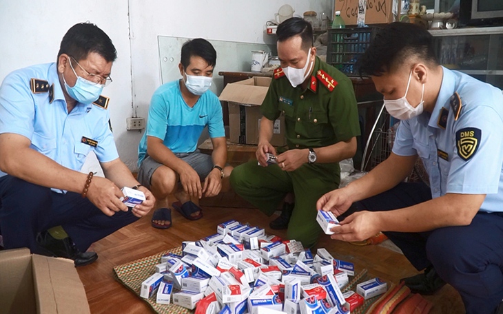 Chính quyền phường/xã ở Hà Nội phải vận động chủ trọ bố trí chỗ ở cho sinh viên mắc COVID-19 - Ảnh 3. Chính quyền phường/xã ở Hà Nội phải vận động chủ trọ bố trí chỗ ở cho sinh viên mắc COVID-19 - Ảnh 3.