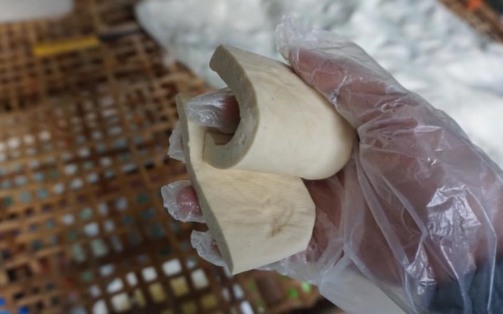 Đậu phụ làng Kênh - Thái Bình món ăn dân dã khiến người dân Thủ đô mê mệt - Ảnh 1.