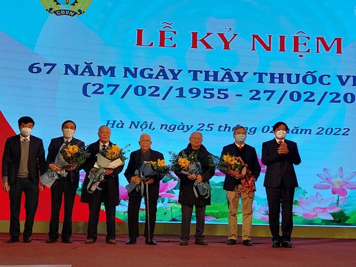 Bệnh viện Bạch Mai: Kỷ niệm 67 năm ngày Thầy thuốc Việt Nam  - Ảnh 5.