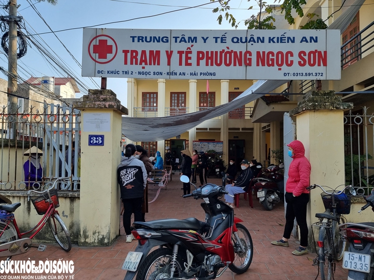 Hải Phòng: Một ngày ở Trạm y tế lưu động  - Ảnh 8.