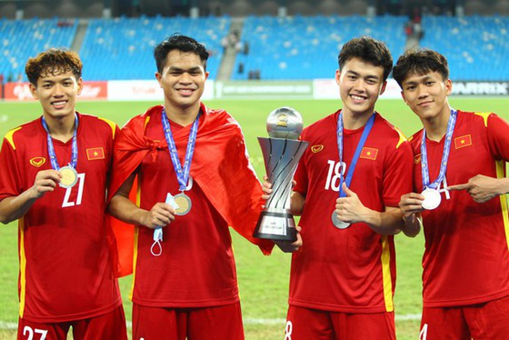 U23 Việt Nam vô địch Đông Nam Á: Tự hào các ‘chiến binh sao vàng’ - Ảnh 8.