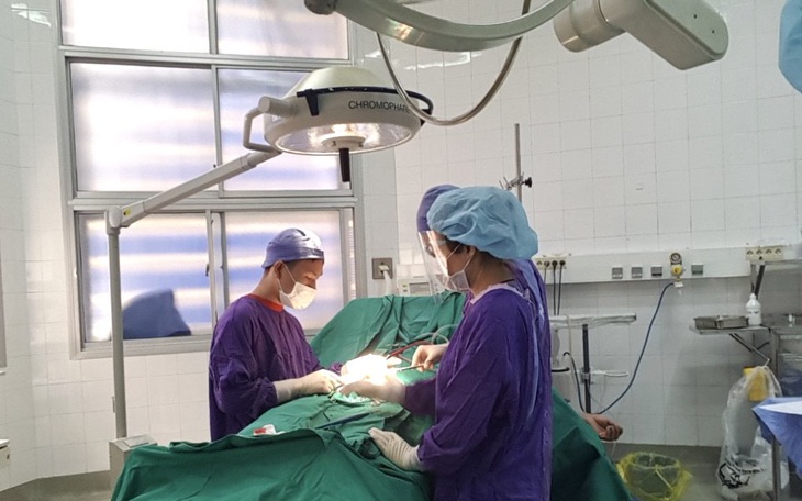 Liên tiếp 5 bệnh nhân bị xoắn tinh hoàn, đến BV muộn không bảo tồn được, chuyên gia khuyến cáo gì?