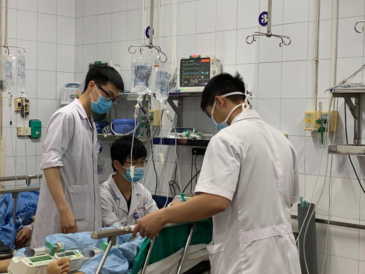 22.325 ca khám, cấp cứu liên quan đến tai nạn giao thông; 310 ca do pháo nổ trong 5 ngày Tết Nhâm Dần - Ảnh 1. 22.325 ca khám, cấp cứu liên quan đến tai nạn giao thông; 310 ca do pháo nổ trong 5 ngày Tết Nhâm Dần - Ảnh 1.