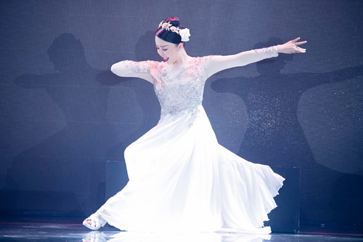 "Chim công làng múa" tuổi Dần - Linh Nga giờ ra sao sau biến cố trong đường tình ái? - Ảnh 4. "Chim công làng múa" tuổi Dần - Linh Nga giờ ra sao sau biến cố trong đường tình ái? - Ảnh 4.
