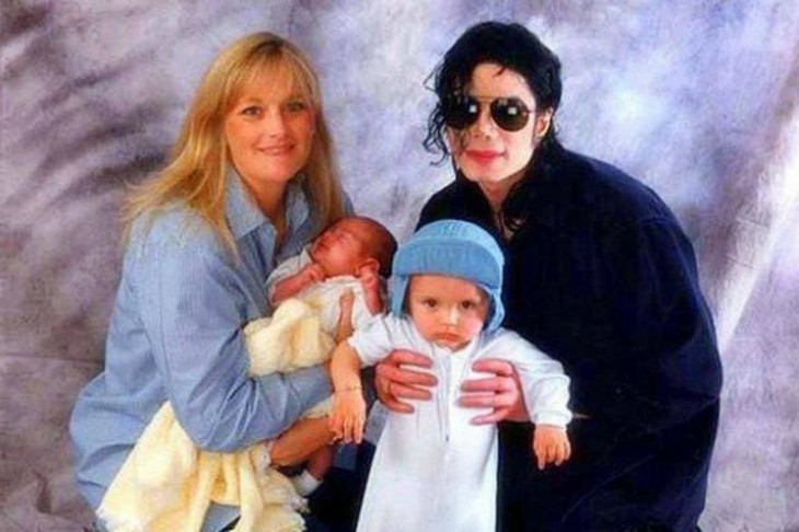 Góc khuất showbiz: Debbie, uẩn khúc vợ hờ vua nhạc pop Michael Jackson - Ảnh 2. Góc khuất showbiz: Debbie, uẩn khúc vợ hờ vua nhạc pop Michael Jackson - Ảnh 2.